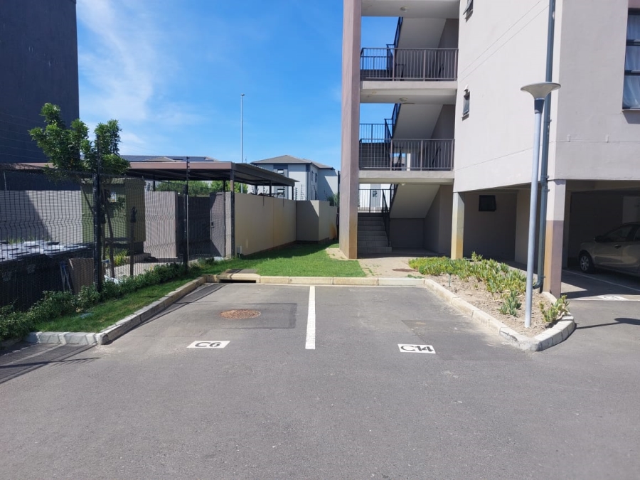 To Let 2 Bedroom Property for Rent in Parklands Western Cape